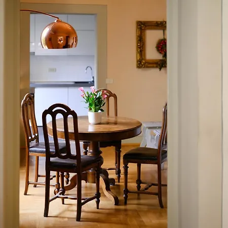 Santa Maria Novella Deluxe Apartament