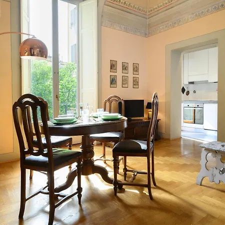 Santa Maria Novella Deluxe Apartament