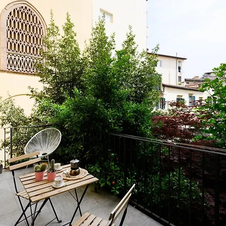 Santa Maria Novella Deluxe Apartament